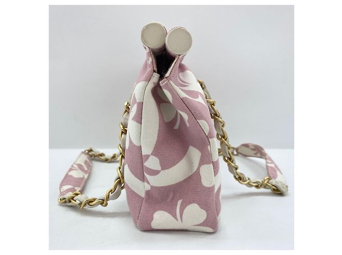 Borsa a tracolla Chanel Clover in Rosa - vista 6