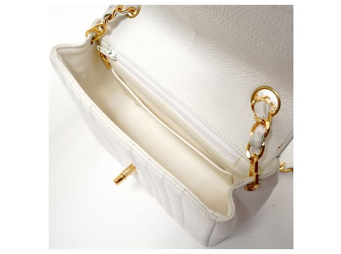 Borsa a Spalla Chanel Mademoiselle Bianco - vista 13