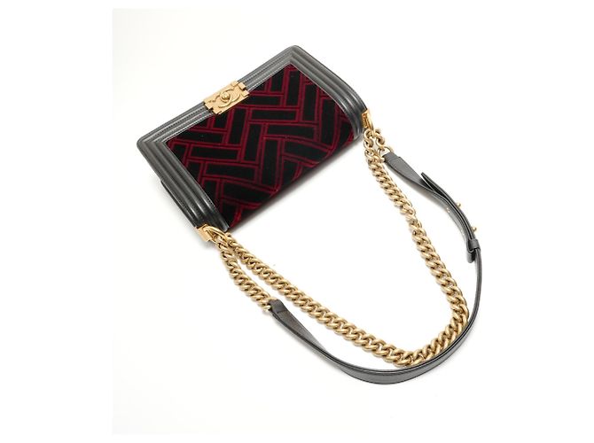 Borsa a tracolla Chanel Boy in velluto Nero - vista 8