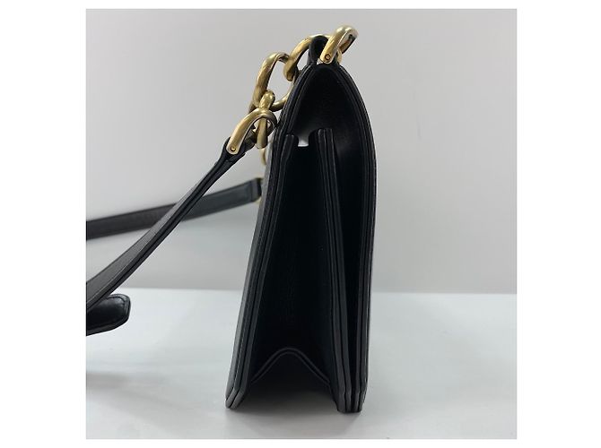 Borsa a tracolla Chanel Matelassé 25 in nero - vista 6
