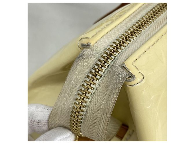 Borsa Louis Vuitton Vernis Rosewood Avenue Bianco - vista 6