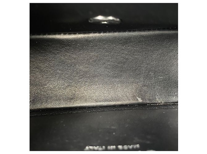 Borsa a tracolla Chanel Mini Matelassé in nero - vista 11
