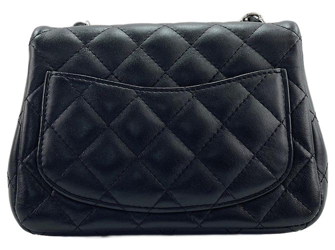 Borsa a tracolla Chanel Mini Matelassé in nero - vista 3