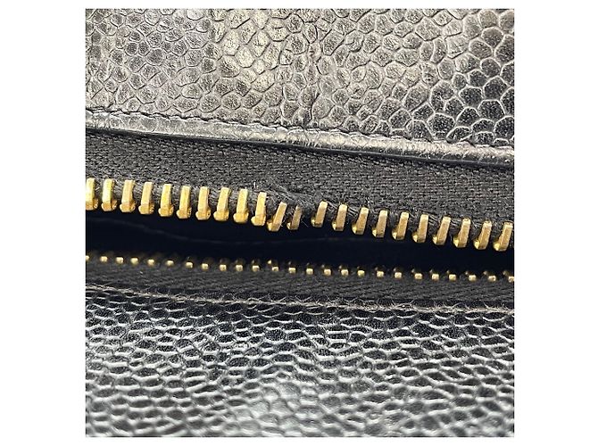 Borsa Tote Chanel Reissue in nero - vista 11