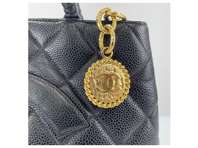 Borsa Tote Chanel Reissue in nero - vista 12