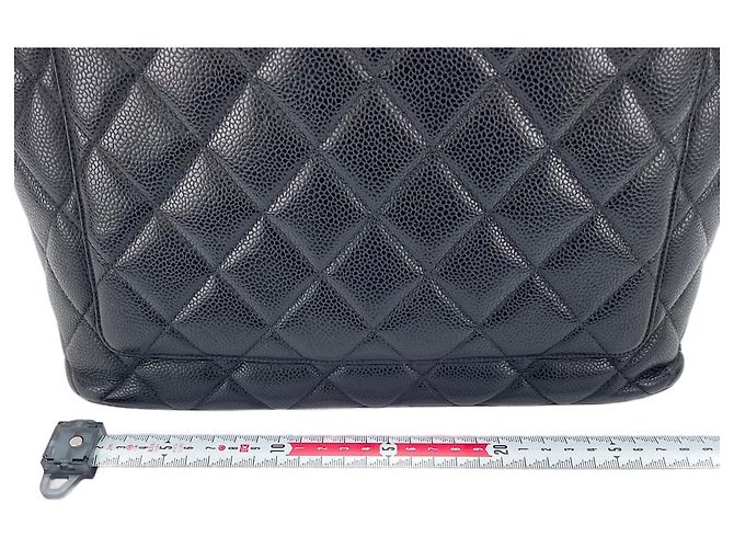 Borsa Tote Chanel Reissue in nero - vista 4