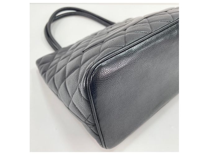 Borsa Tote Chanel Reissue in nero - vista 8