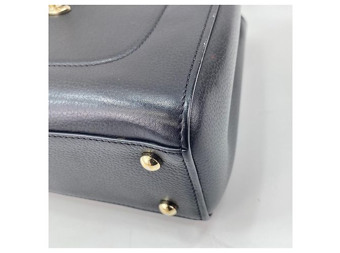 Chanel Neo Executive Handtasche in Schwarz - Ansicht 8