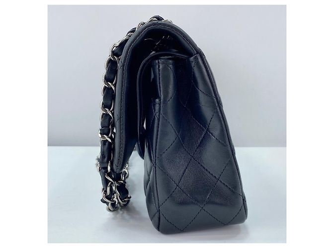 Borsa a tracolla Chanel Matelassé 25 Nero - vista 6