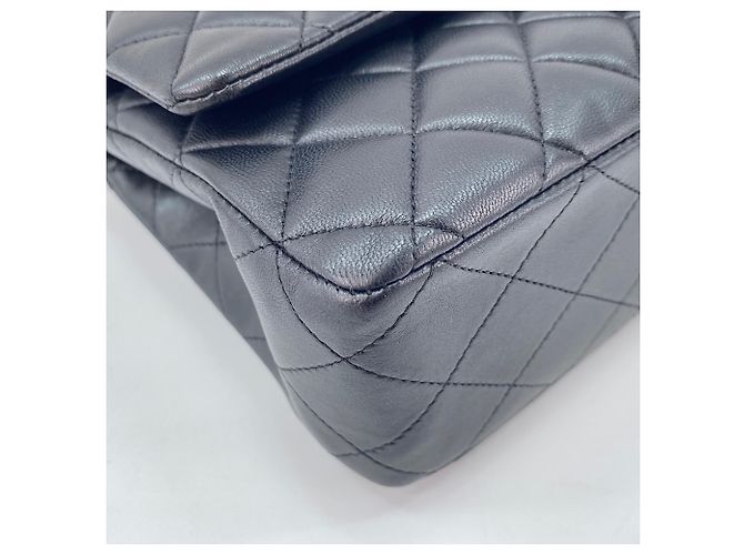 Borsa a tracolla Chanel Matelassé 25 Nero - vista 9