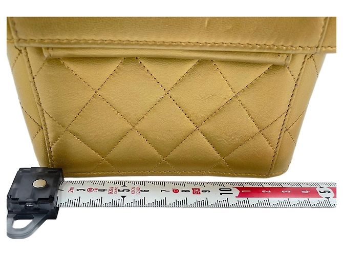 Borsa a Spalla Chanel Matelassé in Oro D'oro - vista 4