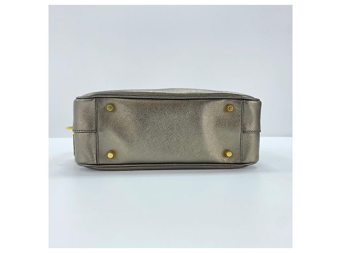 Borsa a mano Prada Saffiano in Gold D'oro - vista 7