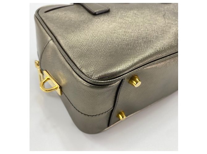 Borsa a mano Prada Saffiano in Gold D'oro - vista 8