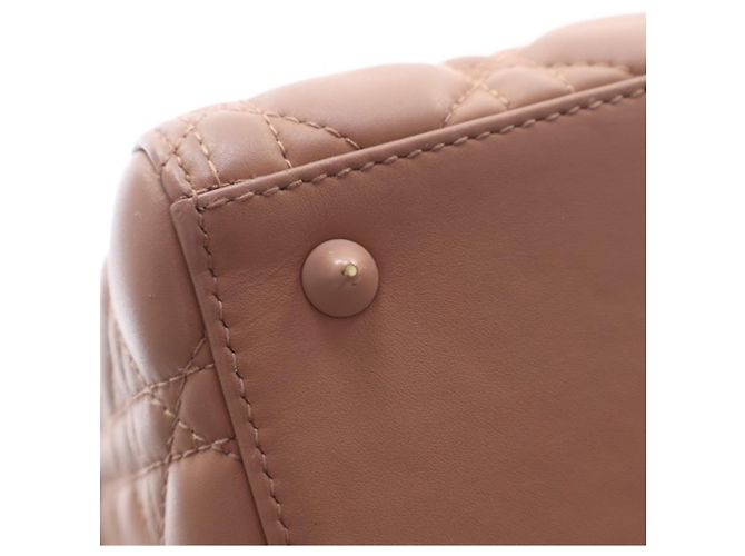 Lady Dior Cannage in pelle di vitello ultra opaca marrone Medium Carne - vista 13