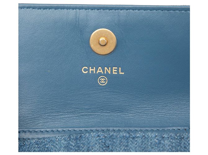 Clutch Chanel Blue Mini Quilted Denim Pearl Crush con catena - vista 5