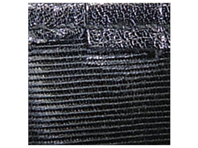 Chanel Schwarzes CC gestepptes Lammleder Bifold Compact Wallet - Ansicht 14