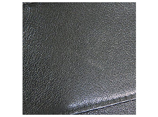 Chanel Schwarzes CC gestepptes Lammleder Bifold Compact Wallet - Ansicht 8