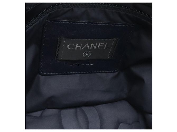 Chanel White Embossed Nylon Tweed Doudoune Gürteltasche - Ansicht 4