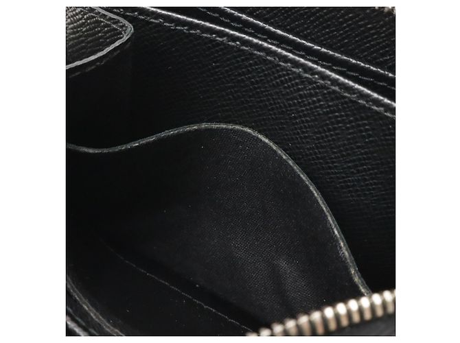 Monedero Louis Vuitton Epi Zippy en Noir Negro - vista 7