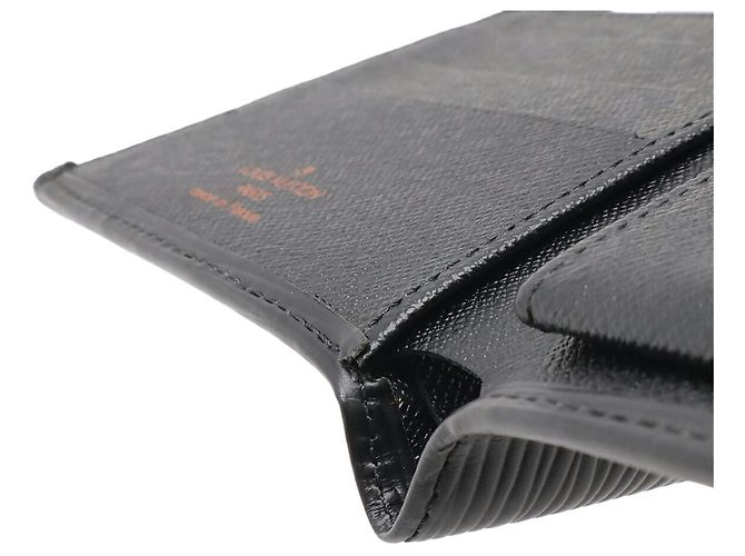 Louis Vuitton Epi Leather Bi-fold Wallet Black - view 6