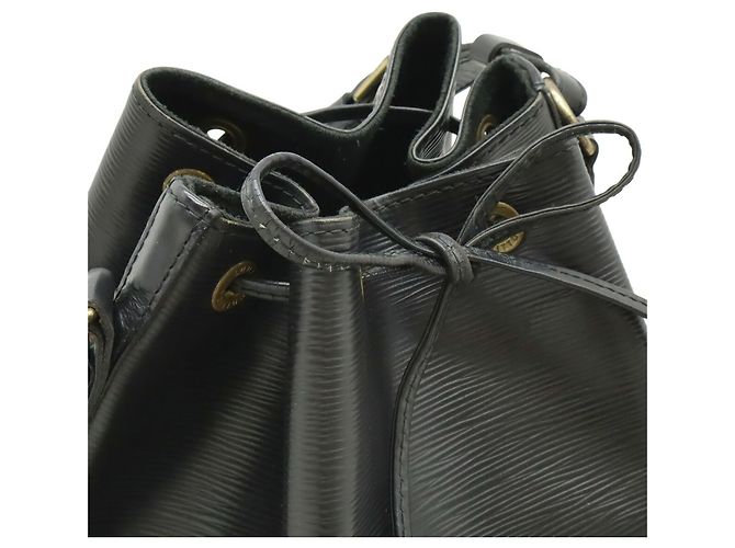 Bolsa de Ombro Louis Vuitton Epi Noe Preto - vista 5