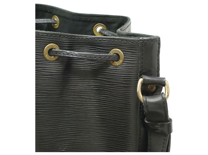 Bolsa de Ombro Louis Vuitton Epi Noe Preto - vista 7