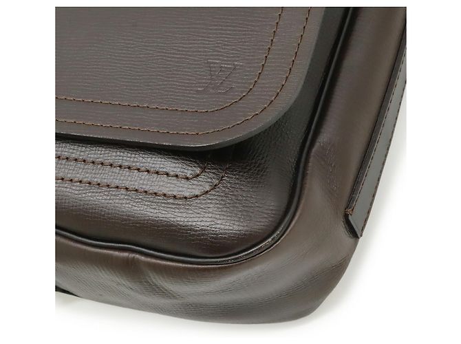 Borsa a tracolla Louis Vuitton Utah Line Coffee in pelle Marrone - vista 4