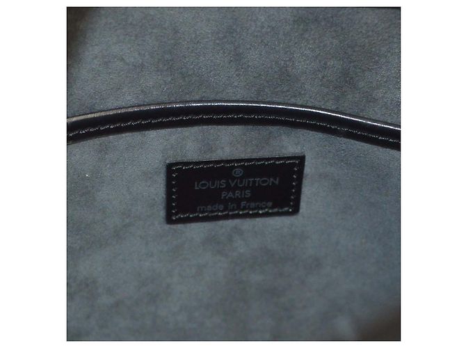 Pelle Epi Ombré Louis Vuitton Nero - vista 4