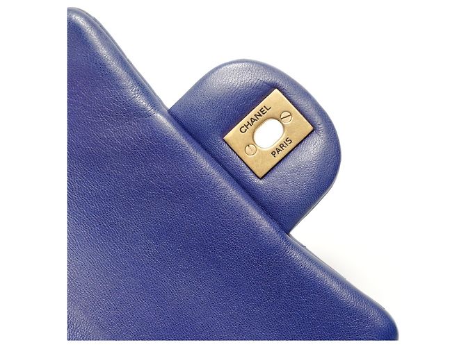 Borsa a tracolla Chanel in agnello Chevron Blu - vista 10