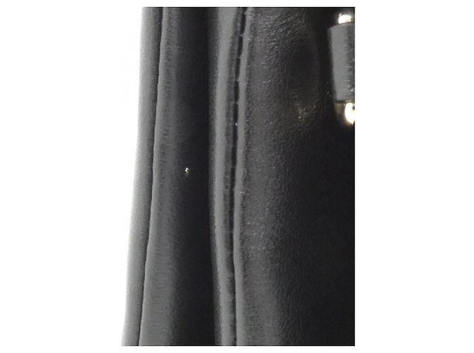 Louis Vuitton Coussin Pochette M80742 Borsa a Spalla Nero - vista 4