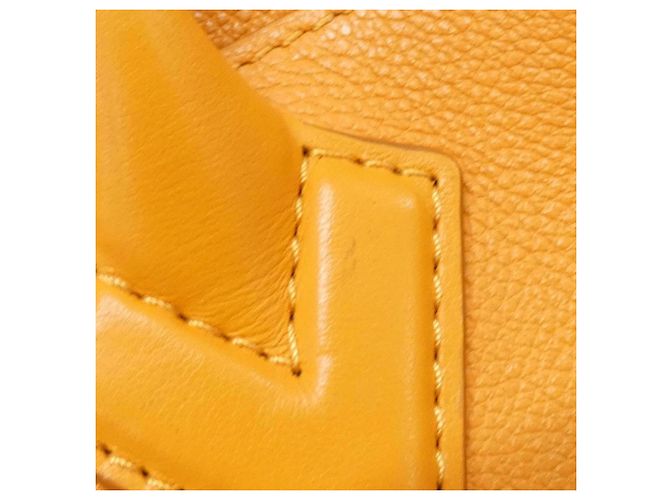 Borsa Louis Vuitton On My Side PM Arancione - vista 4