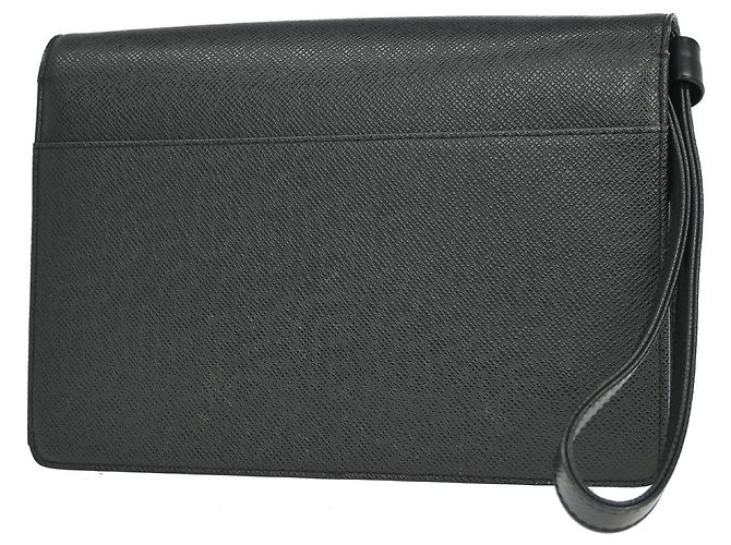 Pochette Louis Vuitton Selenga in pelle Taiga Nero - vista 2