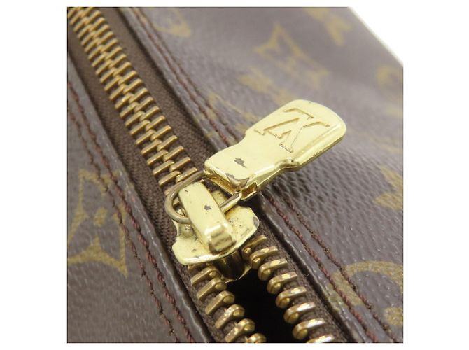 Louis Vuitton Papillon 26 Handbag Monogram - view 11