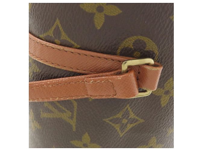 Louis Vuitton Papillon 26 Handbag Monogram - view 12