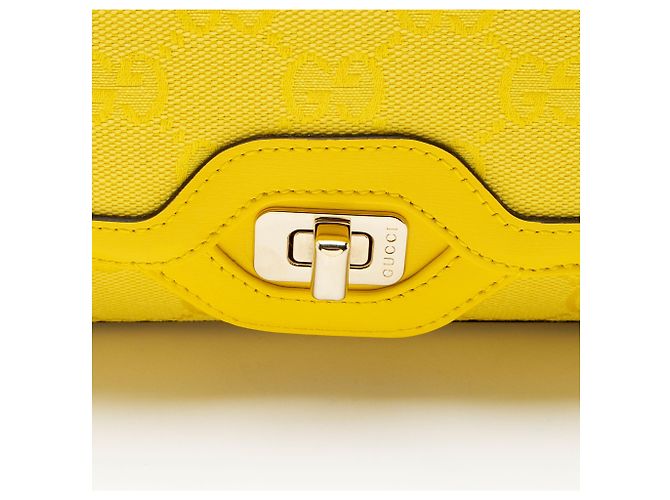 Piccola borsa a tracolla Gucci GG Canvas Luce Giallo - vista 9