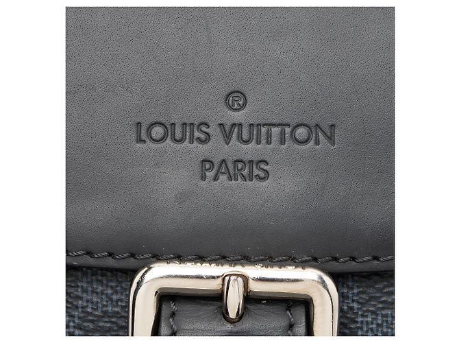 Louis Vuitton Damier Cobalt Newport PM Messenger Nero - vista 9