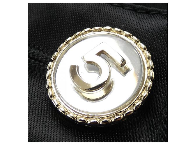 Timeless Chanel P70669V62116 Shorts Nero - vista 6
