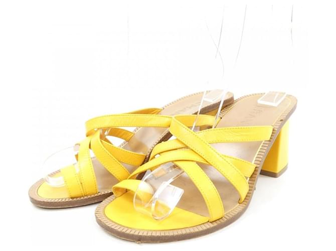 Timeless Sandali Chanel Giallo - vista 3