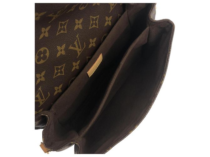 Borsa Louis Vuitton Monogram Pochette Métis MM Marrone - vista 7