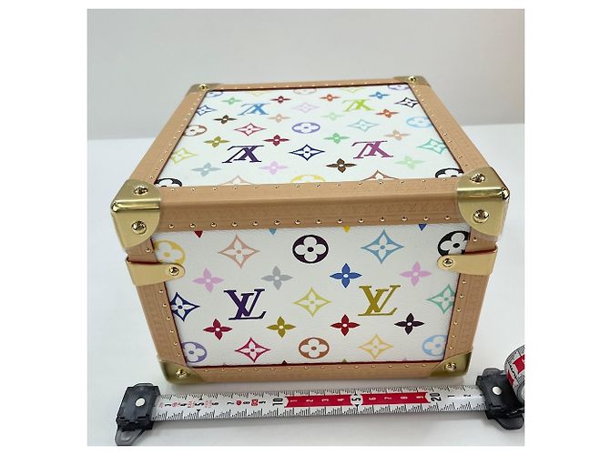Louis Vuitton x™ Mal Pyramid Trunk in Weiß - Ansicht 4