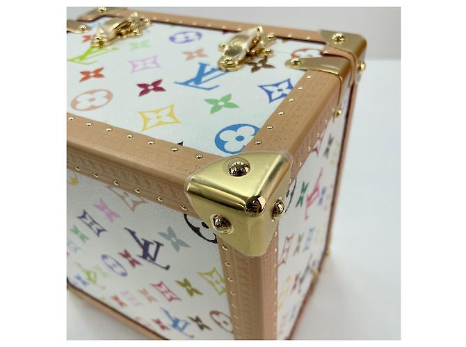 Louis Vuitton x™ Mal Pyramid Trunk in Weiß - Ansicht 9