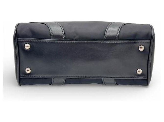 Prada Bowler Bag aus schwarzem Nylon und Leder - Ansicht 8