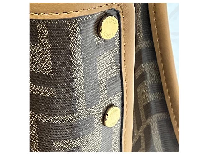 Copertura per borsa FENDI Peekaboo Defender Marrone - vista 12