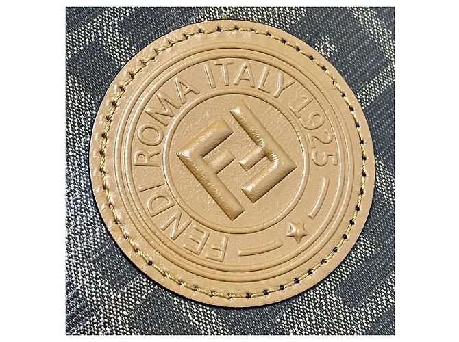 Copertura per borsa FENDI Peekaboo Defender Marrone - vista 7