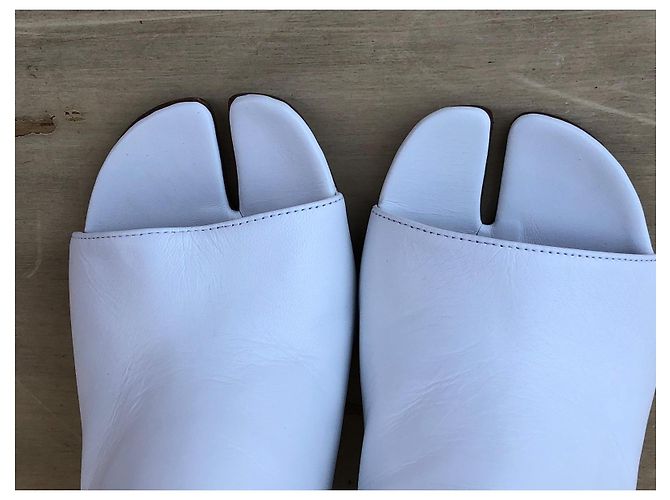 Maison Martin Margiela Maison Margiela Sandali Tabi in pelle bianca Bianco - vista 4