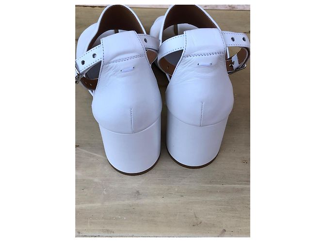 Maison Martin Margiela Maison Margiela Sandali Tabi in pelle bianca Bianco - vista 5