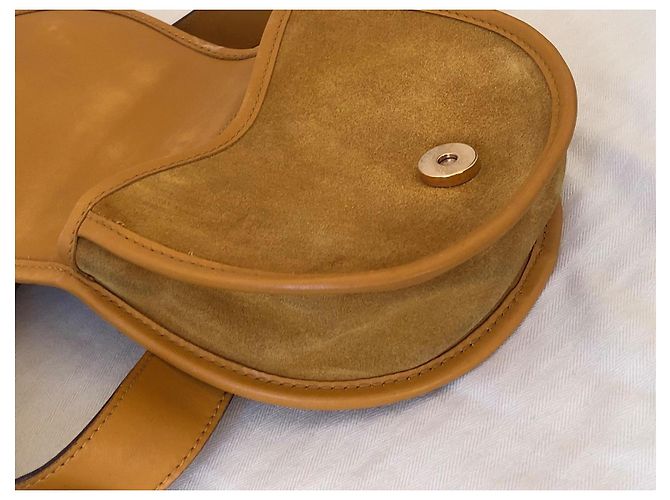 Horsebit 1955 Gucci Marsupio Horsebit in Camoscio Giallo - vista 4
