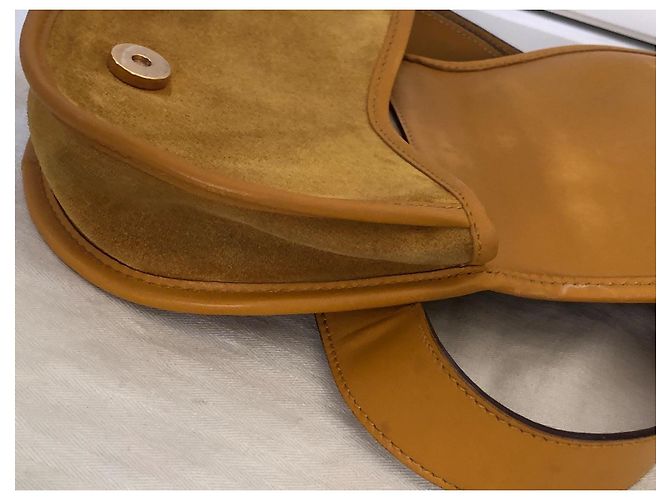 Horsebit 1955 Gucci Marsupio Horsebit in Camoscio Giallo - vista 6