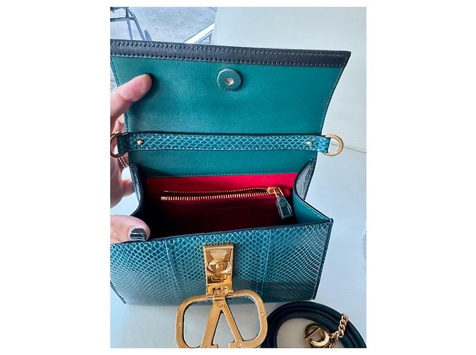 Valentino Garavani Handtasche aus blauer Pythonhaut - Ansicht 11
