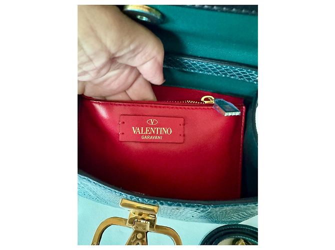 Valentino Garavani Handtasche aus blauer Pythonhaut - Ansicht 12